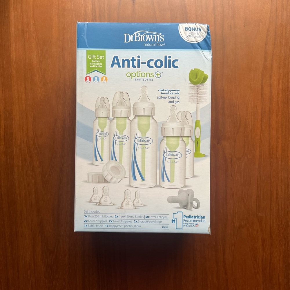 NEW Dr. Brown’s Anti-colic Options+ Narrow Baby Bottle Starter Gift Set Plastic